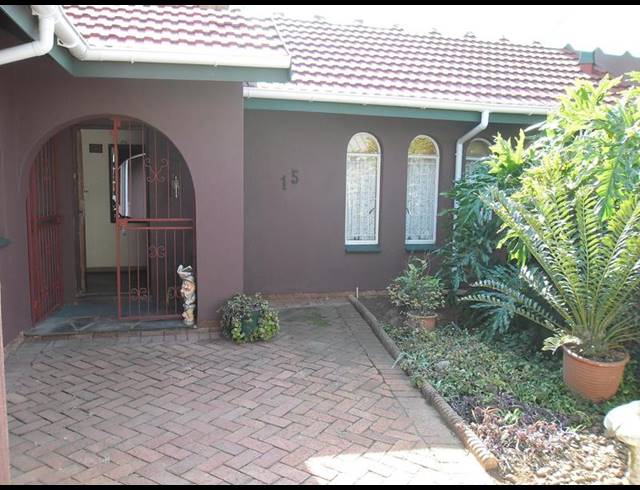 3 BEDROOM PROPERTY TO RENT IN PIERRE VAN RYNEVELD